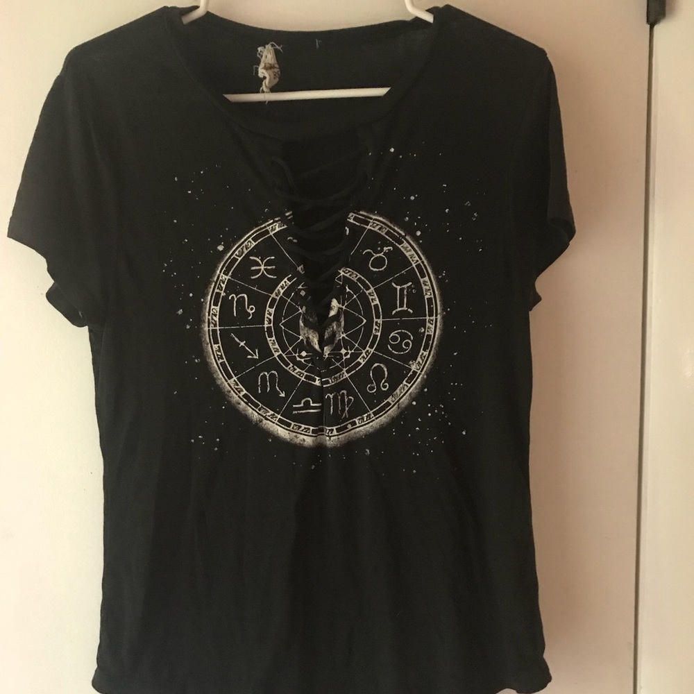 Modish Rebel lace up tee
